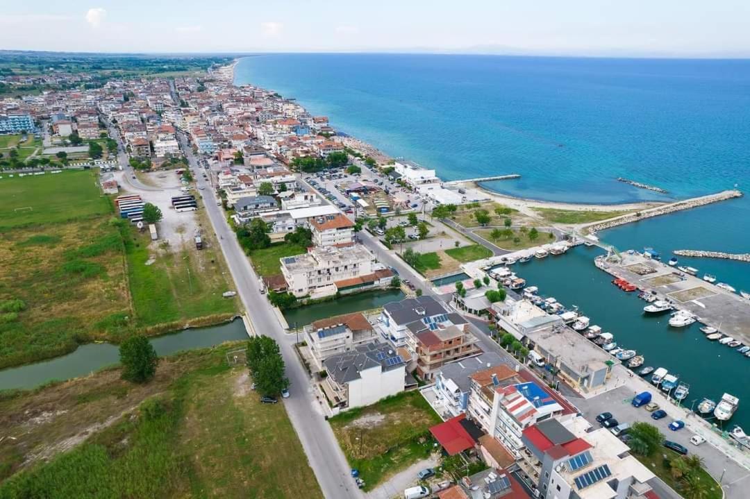 Apartmani Dedalus Paralía Eksteriør billede